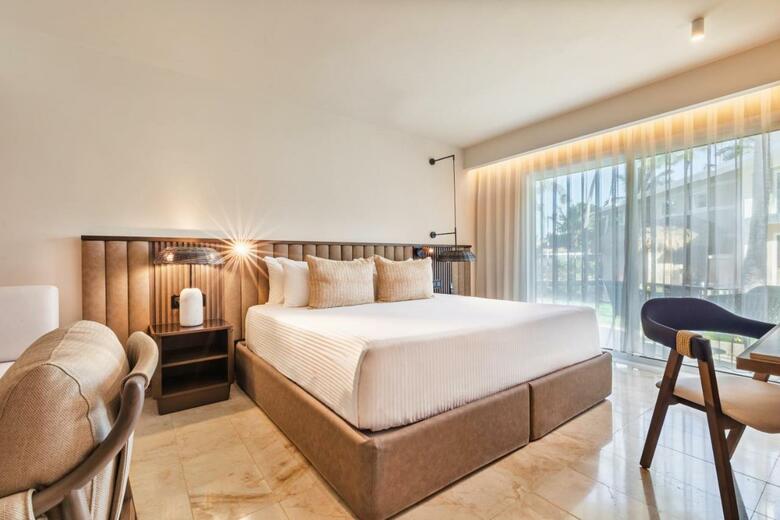 Hotel Grand Palladium Select B�varo