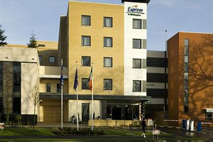 Hotel Express By Holiday Inn Dublin Airport