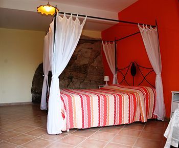 Bed & Breakfast Casarufolo Paradise