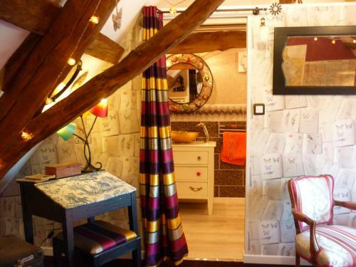 Hostal Residence Beausejour