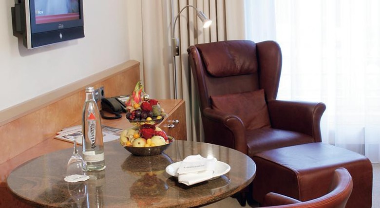 Lindner Hotel Airport