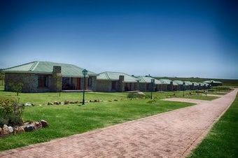 Bed & Breakfast Mentors Country Estate