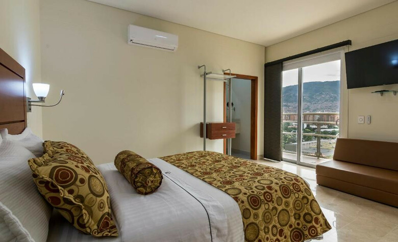 Hotel Dorado La 70