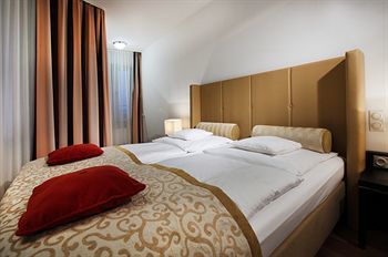 Lindner Hotel & Residence Main Plaza