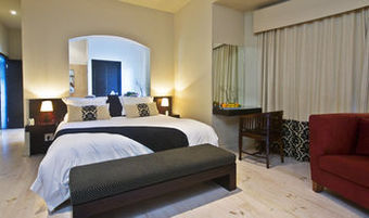 Lodge On The Lake & Wellness Spa