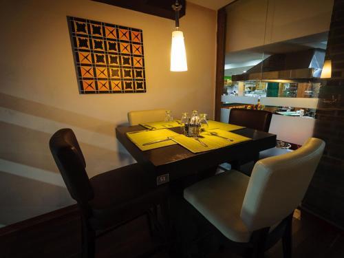 Hotel Alex Caracas