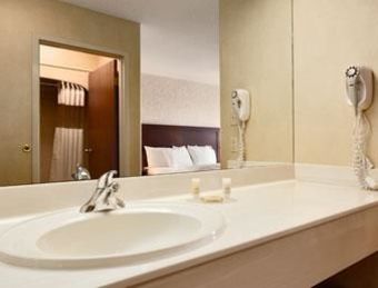 Hotel Days Inn - Brandon