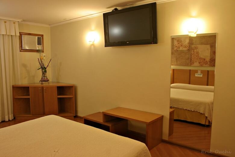 Barbur Plaza Hotel