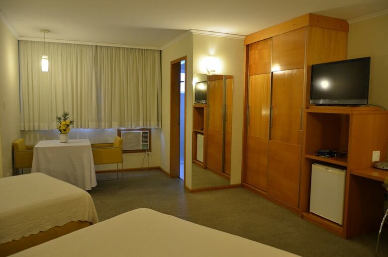 Barbur Plaza Hotel