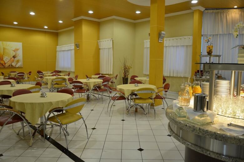 Barbur Plaza Hotel
