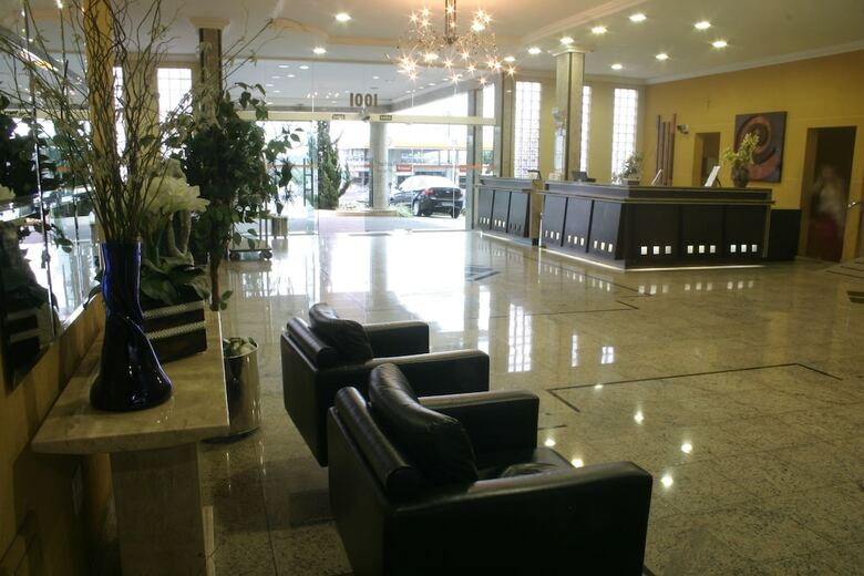 Barbur Plaza Hotel