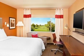 Hotel Four Points By Sheraton At Phoenix Mesa Gateway Airport
