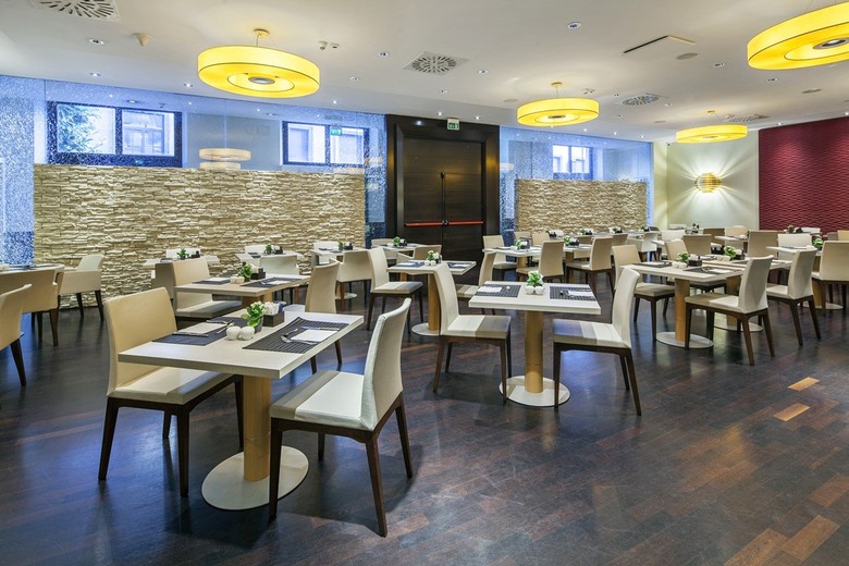 Hotel NH Milano Touring