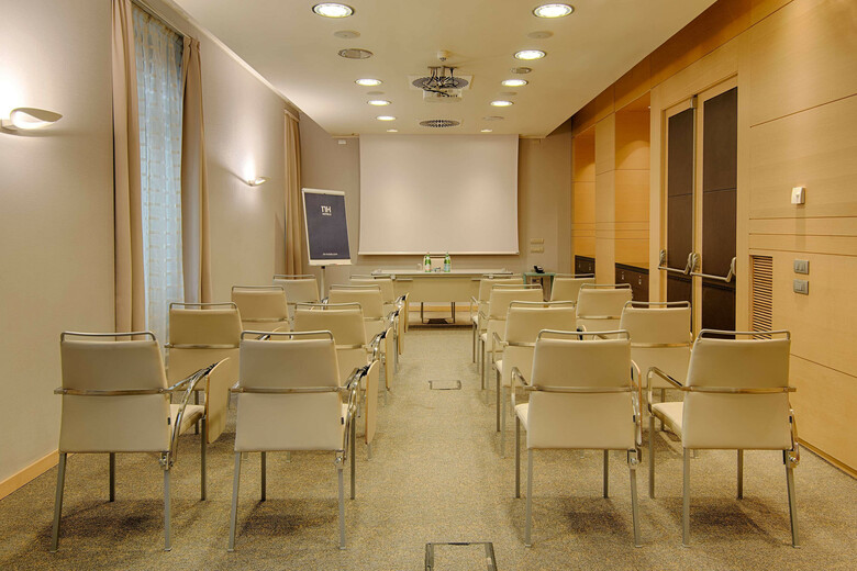 Hotel NH Milano Touring