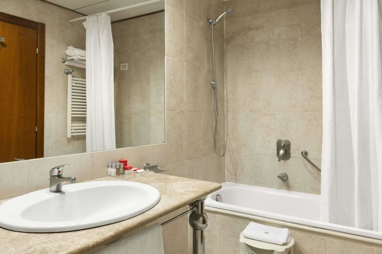 Hotel Ramada Naples
