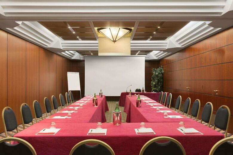 Hotel Ramada Naples