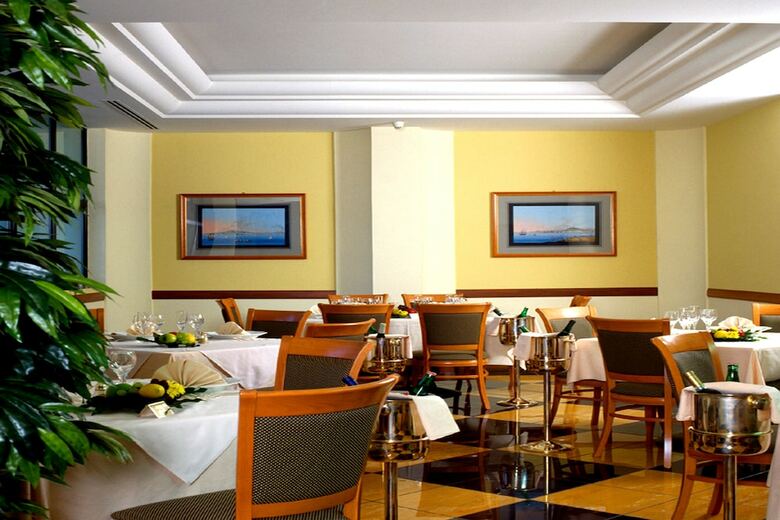 Hotel Ramada Naples