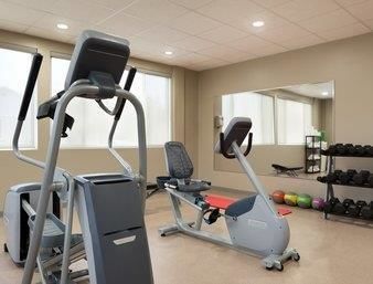 Hotel Days Inn And Suites Lindsay