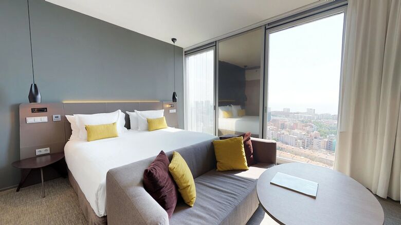 Hotel Meli� Barcelona Sky