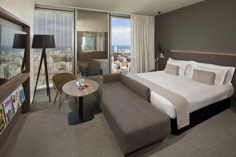 Hotel Meli� Barcelona Sky