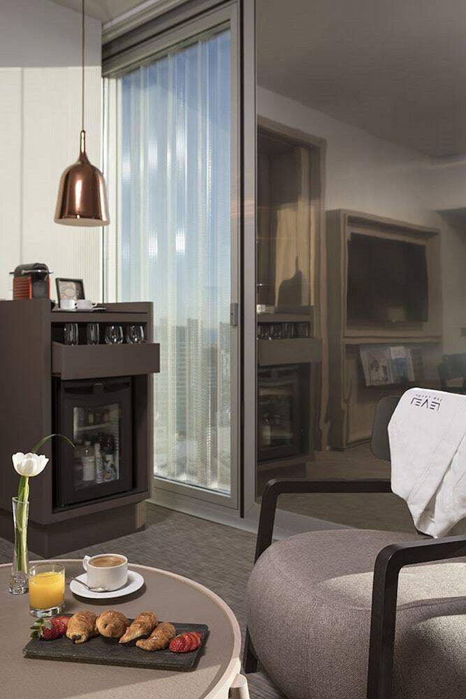 Hotel Meli� Barcelona Sky