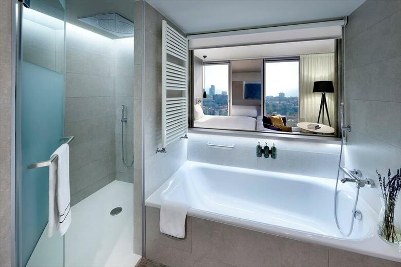 Hotel Meli� Barcelona Sky
