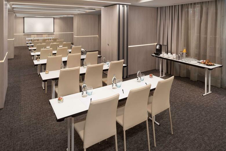 Hotel Meli� Barcelona Sky