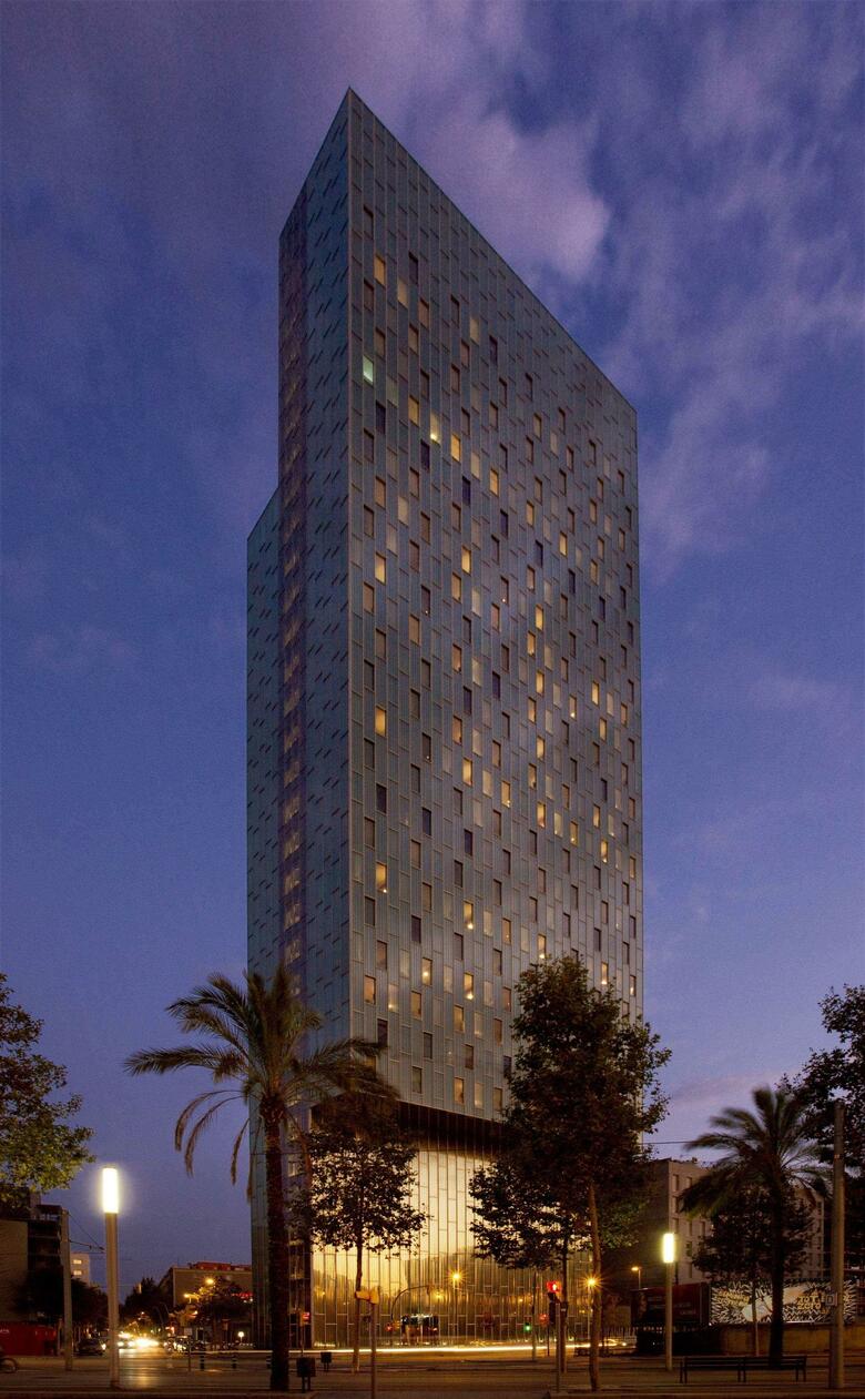 Hotel Meli� Barcelona Sky