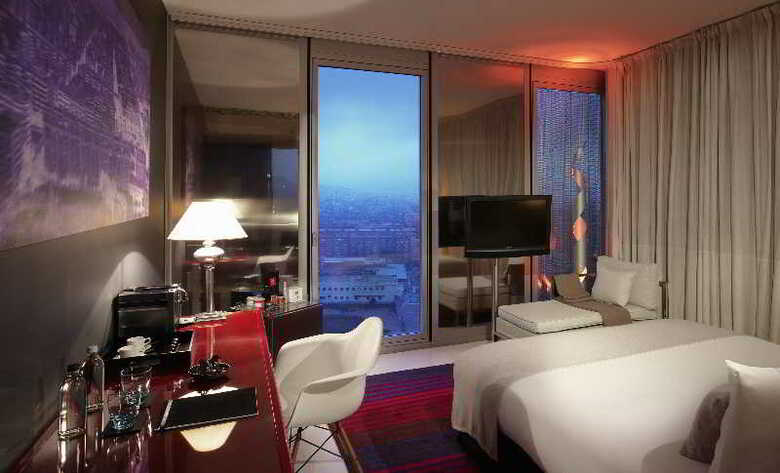 Hotel Meli� Barcelona Sky