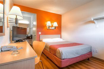 Motel 6 Los Angeles - Harbor City