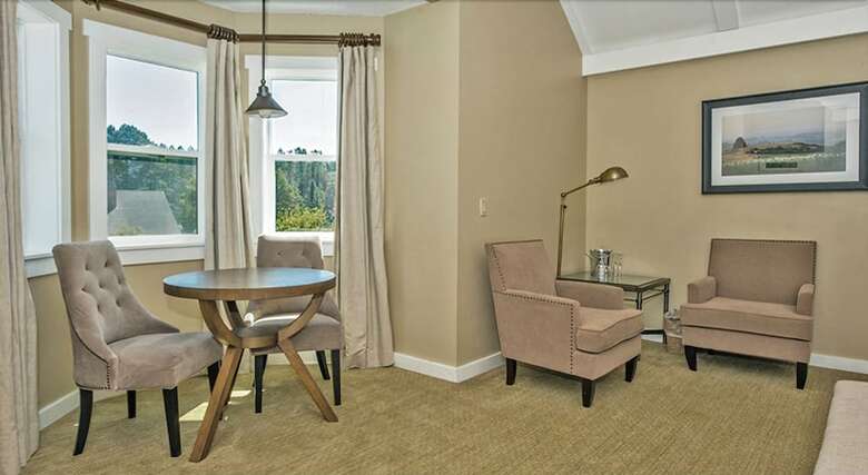 Bed & Breakfast Maccallum House Inn