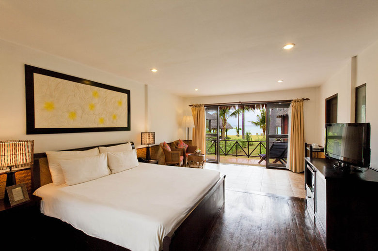 Hotel Island Village