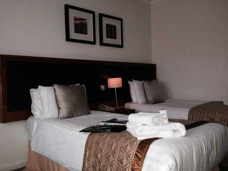 Mollington Banastre Hotel