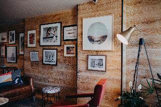Islander Resort Hotel