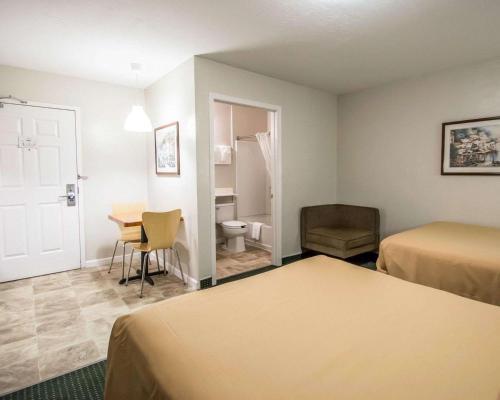 Hotel Suburban Extended Stay