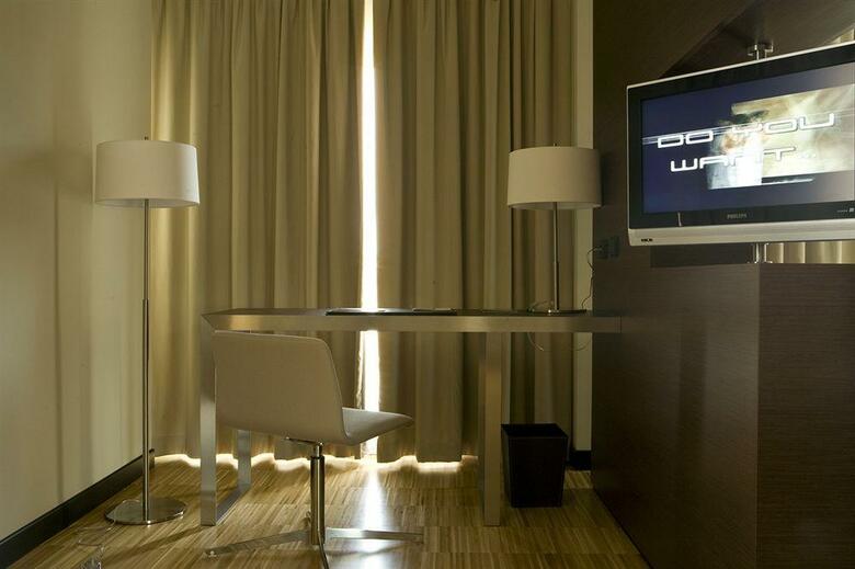 Hotel NH Savona Darsena