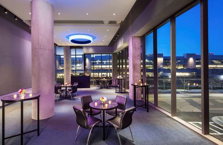 Hotel Aloft Boston Seaport