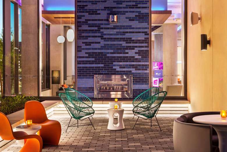 Hotel Aloft Boston Seaport