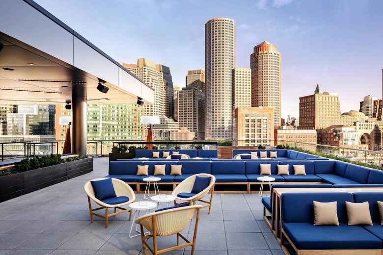 The Envoy Hotel, Autograph Collection
