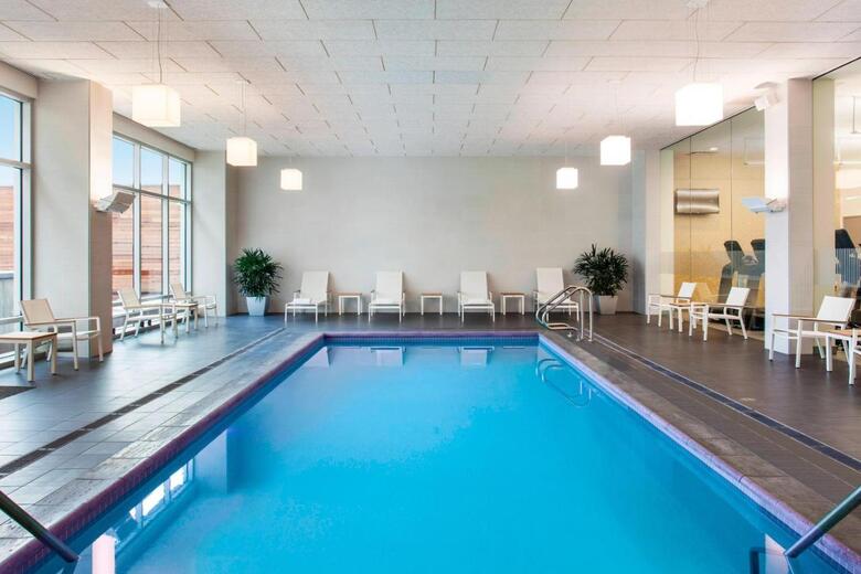 Hotel Element Boston Seaport