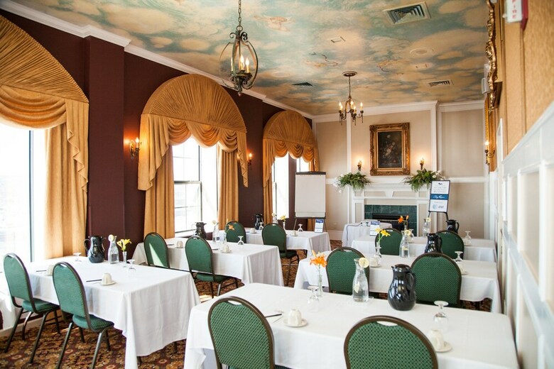 Hotel Landmark Inn