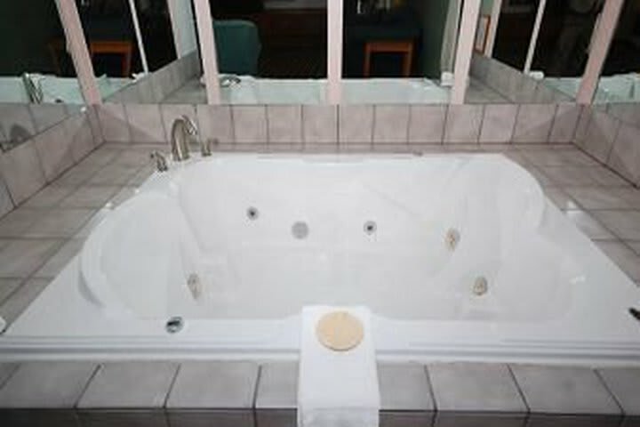 Hotel Super 8 Motel - Bolivar