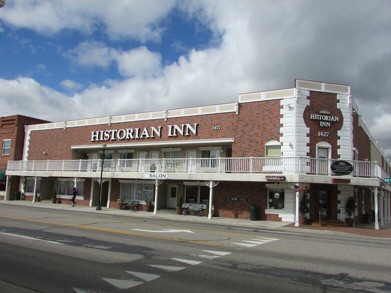 Hotel Historian Inn