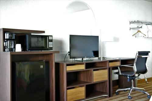 Hotel Super 8 By Wyndham Wells
