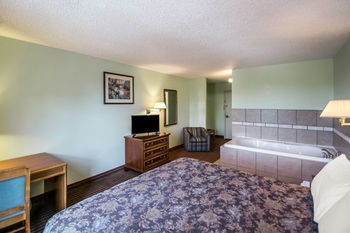 Hotel Rodeway Inn Lakeville