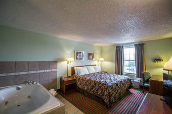Hotel Rodeway Inn Lakeville
