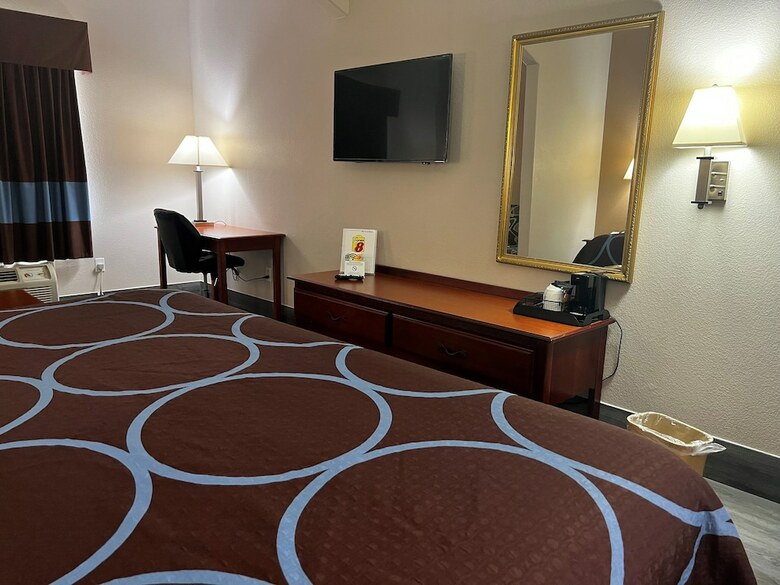 Hotel Super 8 Motel Huntsville Texas