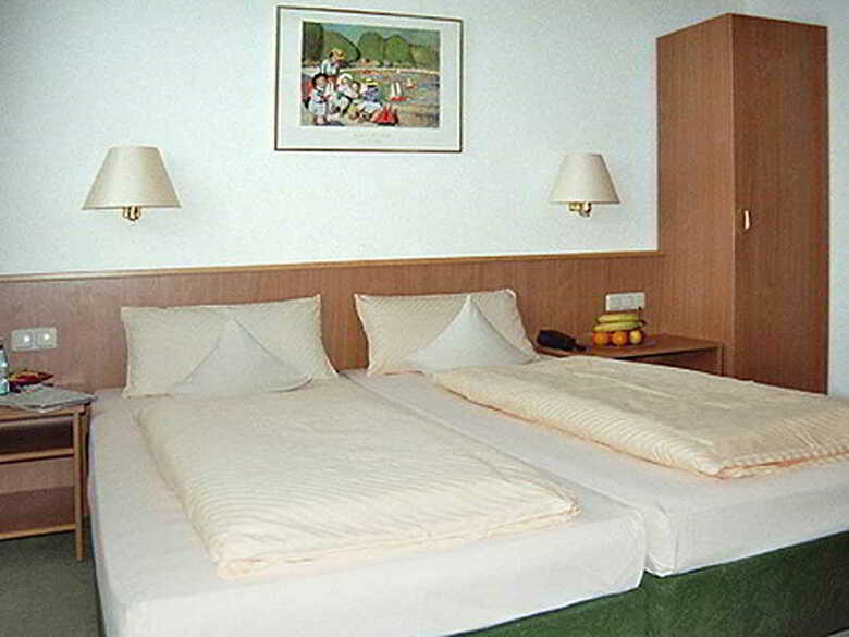 Hotel Hesse (.)