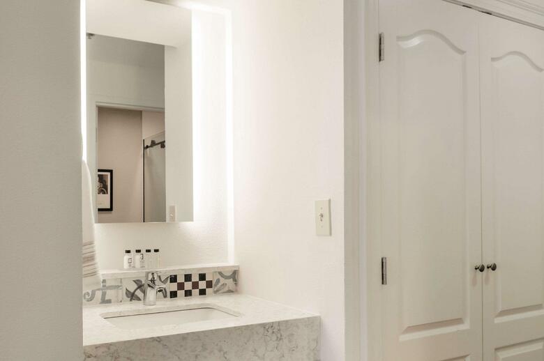 Clarion Grand Boutique Hotel