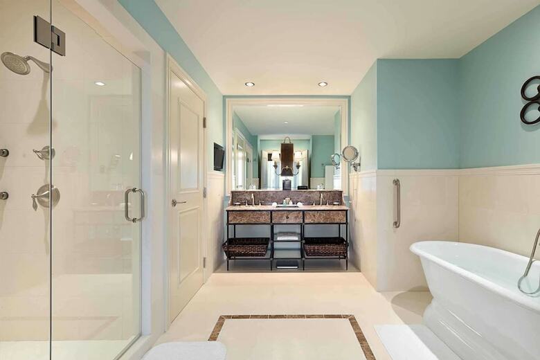Hotel Salamander Resort And Spa